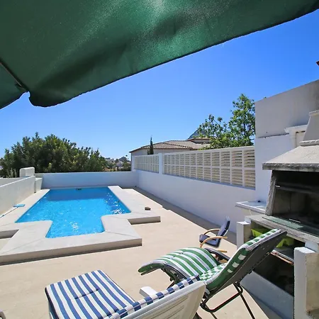 Holiday Hilda Villa
